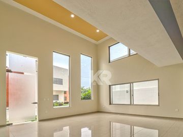CASA CON ROOF GARDEN EN LOMAS DE CUERNAVACA