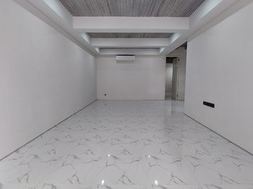 Rumah Baru Mewah Siap Huni Dekat Blok S Kebayoran Baru Jakarta Selatan