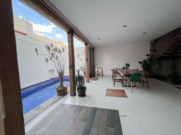 RESIDENCIA EN VALLE IMPERIAL