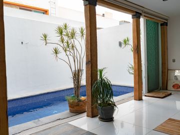 RESIDENCIA EN VALLE IMPERIAL