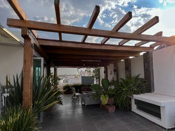 RESIDENCIA EN VALLE IMPERIAL