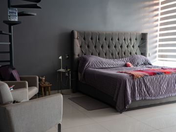 RESIDENCIA EN VALLE IMPERIAL