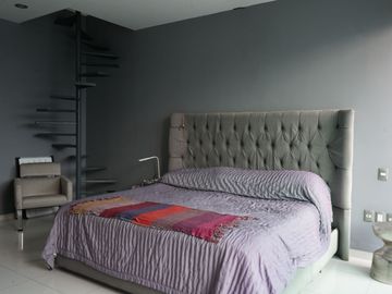RESIDENCIA EN VALLE IMPERIAL
