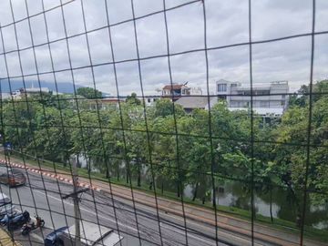 ขายอาคารพาณิชย์ ทำเลทอง ติดถนนคูเมืองเชียงใหม่