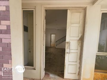 Dijual Rumah Faraday Selatan 5 Gading Serpong Tangerang Lokasi Strategis Murah Unit Masih Baru Belum Pernah di Huni