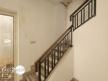 Dijual Rumah Faraday Selatan 5 Gading Serpong Tangerang Lokasi Strategis Murah Unit Masih Baru Belum Pernah di Huni