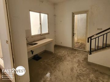 Dijual Rumah Faraday Selatan 5 Gading Serpong Tangerang Lokasi Strategis Murah Unit Masih Baru Belum Pernah di Huni