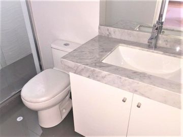 TRIPLEX DEPARTAMENTO EN VENTA DE 175M2 CON 3 DORMITORIOS EN SAN BORJA