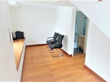 TRIPLEX DEPARTAMENTO EN VENTA DE 175M2 CON 3 DORMITORIOS EN SAN BORJA