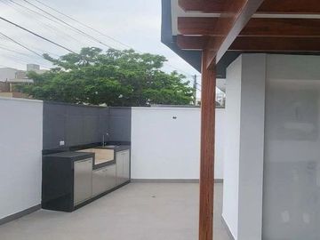 TRIPLEX DEPARTAMENTO EN VENTA DE 175M2 CON 3 DORMITORIOS EN SAN BORJA