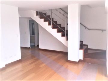 TRIPLEX DEPARTAMENTO EN VENTA DE 175M2 CON 3 DORMITORIOS EN SAN BORJA