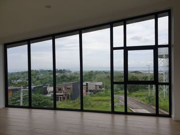 House and Lot For Sale in Monteverde Royale Executive Village at Taytay, Rizal