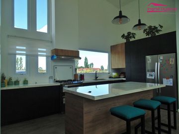 Venta casa con parcela camino a Cato Chillán