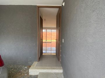 VENDO CASA CIUDAD COUNTRY.