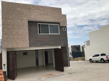 VENTA DE CASA EN FUERTE VENTURA