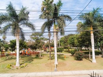 🏡 SE VENDE CASA FRENTE A PARQUE 200 MILLAS  🏡