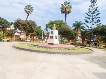 🏡 SE VENDE CASA FRENTE A PARQUE 200 MILLAS  🏡