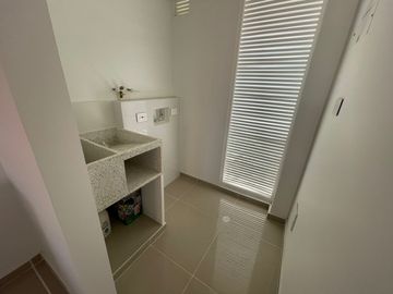 VENDO PARA ESTRENAR CASA EN CONDOMINIO SUR DE CALI  BARRIO SIENA SECTOR CIUDAD PACÍFICA