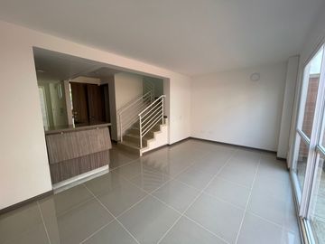 VENDO PARA ESTRENAR CASA EN CONDOMINIO SUR DE CALI  BARRIO SIENA SECTOR CIUDAD PACÍFICA