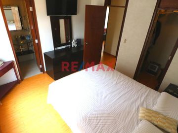 Vendo Departamento Excelente Ubicación en Miraflores