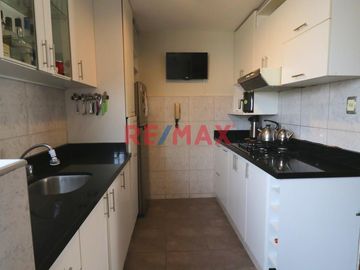 Vendo Departamento Excelente Ubicación en Miraflores