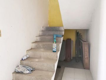 VENTA DE CASA SOLA CON JARDÍN DE 500 M2 EN OACALCO, YAUTEPEC