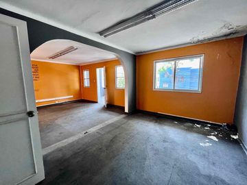 Vendo Casa Cerca Al Malecón Cisneros