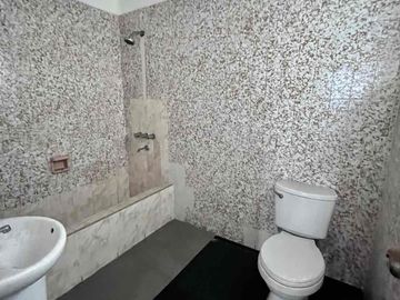 Vendo Casa Cerca Al Malecón Cisneros