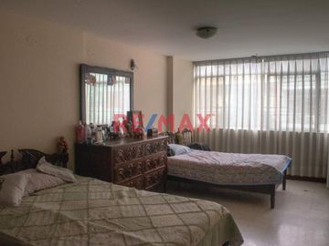 ¡Oportunidad Única! Casa En La Victoria, Cerca De Gamarra