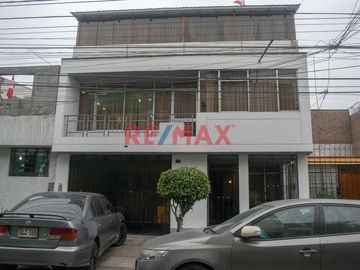 ¡Oportunidad Única! Casa En La Victoria, Cerca De Gamarra