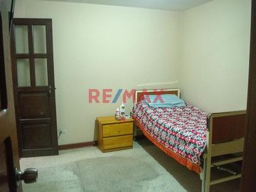 ¡Oportunidad Única! Casa En La Victoria, Cerca De Gamarra
