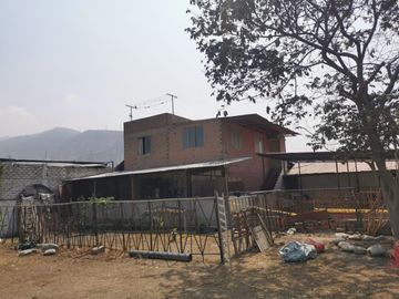 ¡¡ SE VENDE!! terreno en Ex Fundo Carapongo, lote 01, frente a la calle Parinacochas, Lurigancho, Chosica.