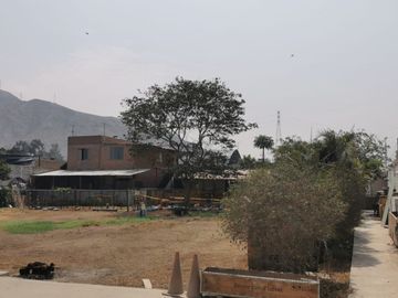 ¡¡ SE VENDE!! terreno en Ex Fundo Carapongo, lote 01, frente a la calle Parinacochas, Lurigancho, Chosica.