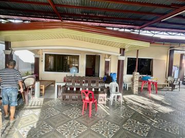 For Sale Bungalow House and Lot in Poblacion, Cordova, Cebu