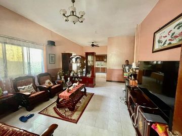 For Sale Bungalow House and Lot in Poblacion, Cordova, Cebu