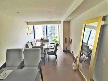 ¡¡OPORTUNIDAD!!  AMPLIO DEPARTAMENTO CON EXCELENTE ILUMINACIÓN  AL SUR DE LA CIUDAD