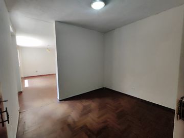 se vende duplex 200m2 los olivos