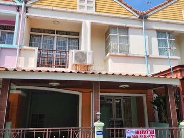 หมู่บ้าน อู่ทอง 5 ลำลูกกา คลอง 2 ทาวเฮ้าส์ 21 ตร.ว.  , คูคต, ลำลูกกา
