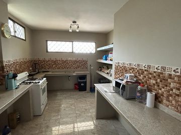 PLAYAS VENDO CASA DOS PISOS URBANIZACION SEGURA CON SALIDA AL MAR
