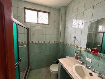 PLAYAS VENDO CASA DOS PISOS URBANIZACION SEGURA CON SALIDA AL MAR