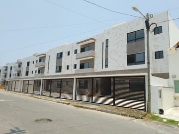Venta de Departamentos Nuevos Climatizados de 2 Recámaras y 2 Baños Completos en Fracc. Tampiquera.