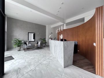 Exclusivo Departamento Amoblado San Isidro - 2 Cuadras Del Parque Olivar