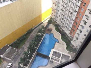 Rush Sale! Studio Unit in Chino Roces Makati Infront of Don Bosco near Greenbelt Mall