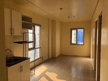 Rush Sale! Studio Unit in Chino Roces Makati Infront of Don Bosco near Greenbelt Mall