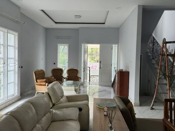 FOR RENT RUMAH BARU SIAP HUNI DI KALIBATA UTARA JAKARTA SELATAN