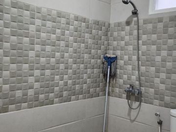 FOR RENT RUMAH BARU SIAP HUNI DI KALIBATA UTARA JAKARTA SELATAN