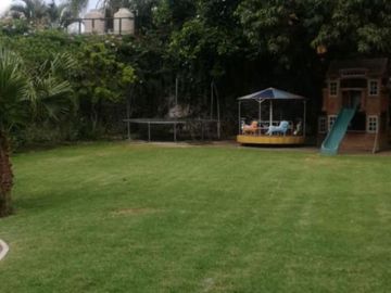 CASA VENTA/RENTA en zona dorada