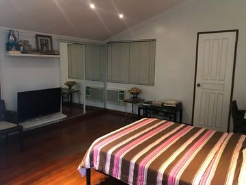 SEMI-FURNISHED 4-BEDROOM TOWNHOUSE FOR SALE AT CASA VERDE, PASIG CITY