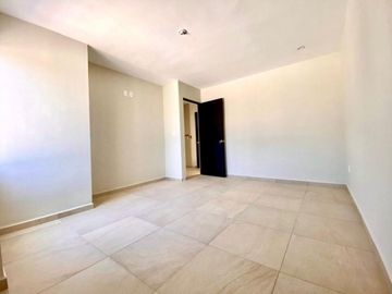 Casa en Venta en SLP en Priv. de los Reyes