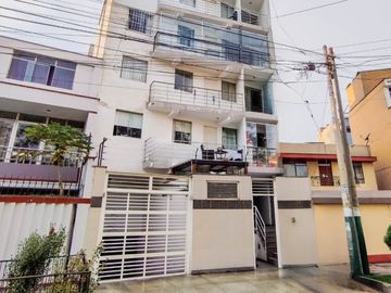 Vive En La Mejor Zona De Santa Anita, Depa En Primer Piso